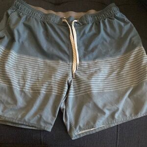 Men’s Vuori trail shorts!